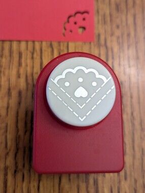 All Night Media │Corner Heart with Scallop Paper Punch │Crafts. Scrapbooki